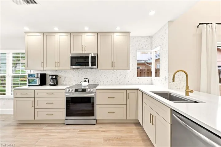 2604 Sailors Way 120, Naples, Florida 34109