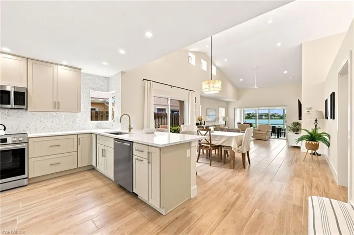 2604 Sailors Way 120, Naples, Florida 34109