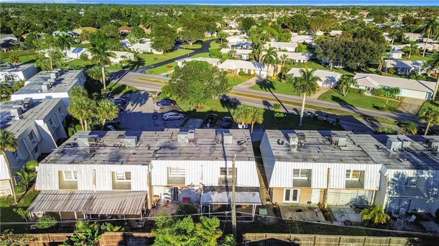 4924  Hawaii  BLVD, Naples, FL 34112