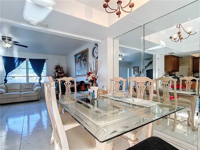 4924  Hawaii  BLVD, Naples, FL 34112