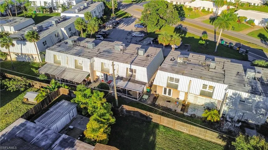 4924  Hawaii  BLVD, Naples, FL 34112