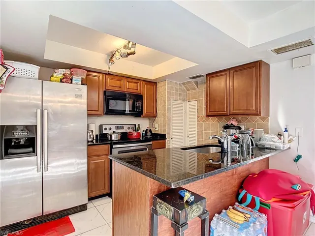4924  Hawaii  BLVD, Naples, FL 34112