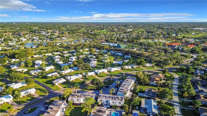 4924  Hawaii  BLVD, Naples, FL 34112