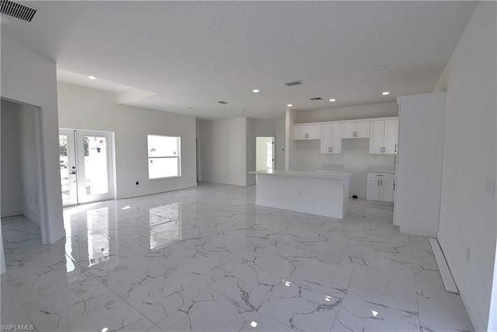 4419 60th AVE NE, NAPLES FL 34120