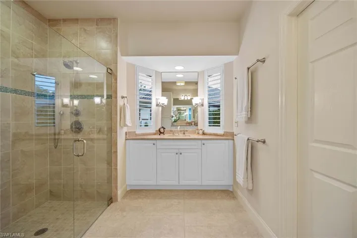 11794  Pintail  CT, Naples, FL 34119