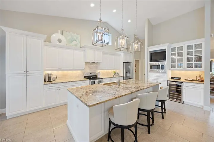 11794  Pintail  CT, Naples, FL 34119