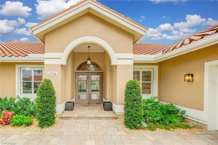 11794  Pintail  CT, Naples, FL 34119