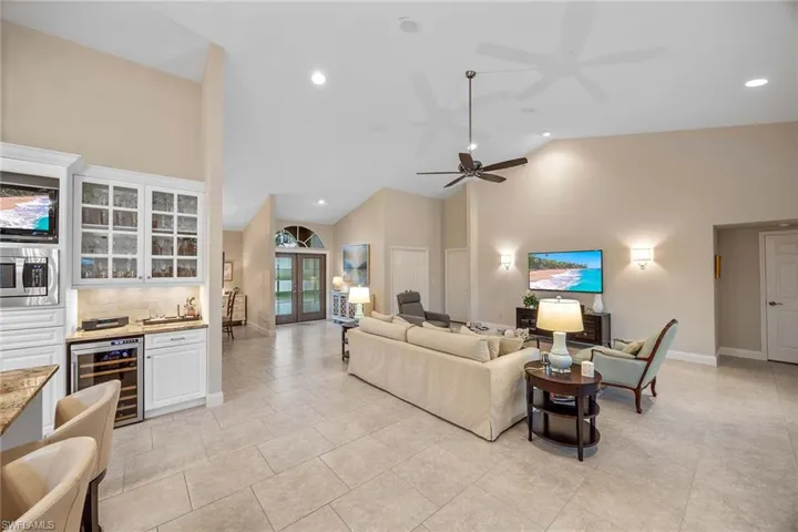 11794  Pintail  CT, Naples, FL 34119