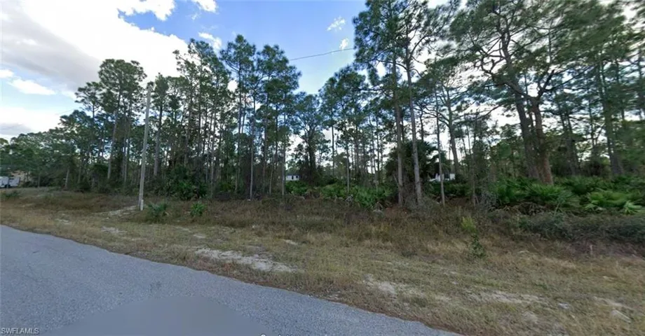 522  Keller E ST, Lehigh Acres, FL 33974