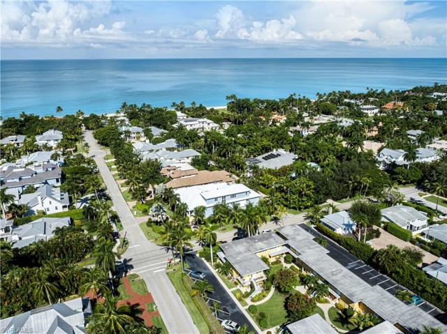 213  8th S AVE, NAPLES, FL 34102