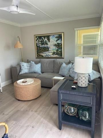 213  8th S AVE, NAPLES, FL 34102