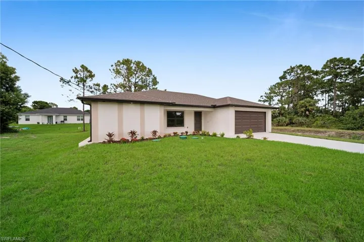 3500  69th W ST, Lehigh Acres, FL 33971
