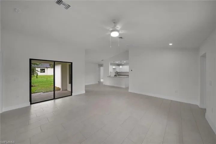 3500  69th W ST, Lehigh Acres, FL 33971