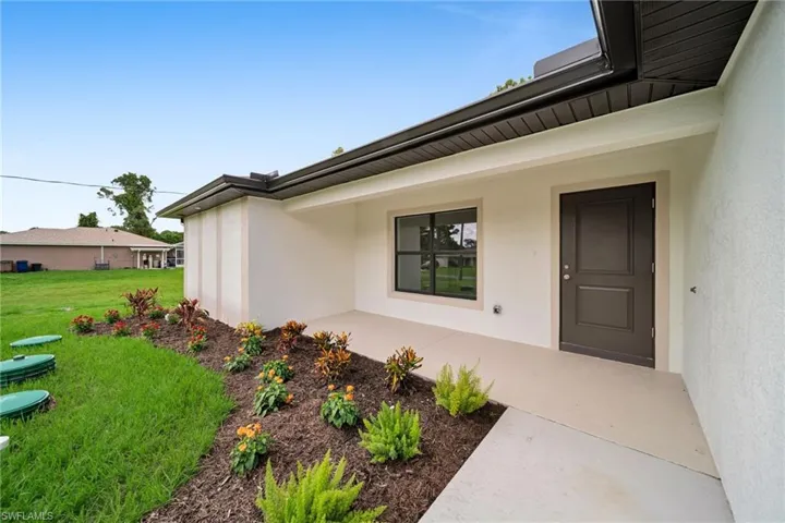 3500  69th W ST, Lehigh Acres, FL 33971