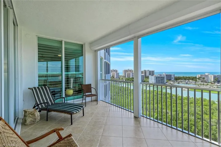 Large Lanai