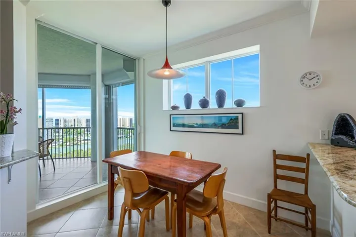 Breakfast nook