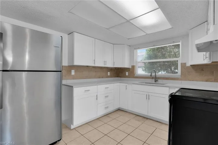 421 24th Ave, Cape Coral, Florida 33990