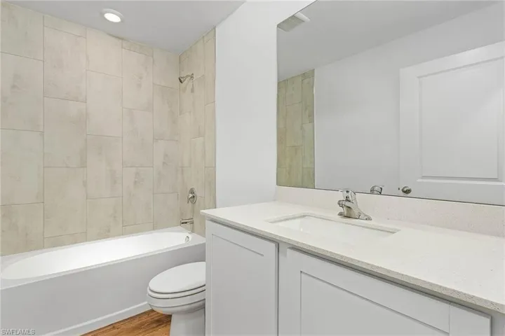 442 Burrstone Dr, Lehigh Acres, Florida 33974