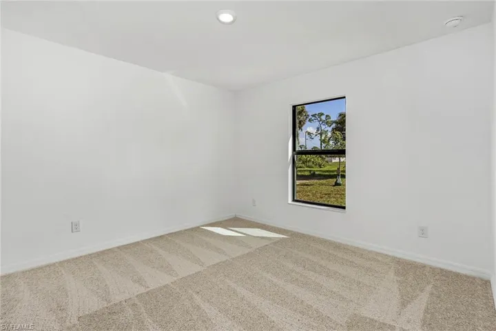 442 Burrstone Dr, Lehigh Acres, Florida 33974