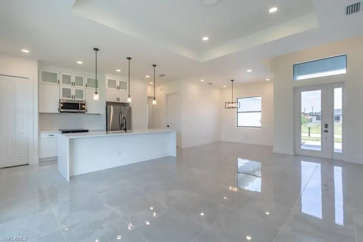 Entry/LR/Kitchen/Dining
