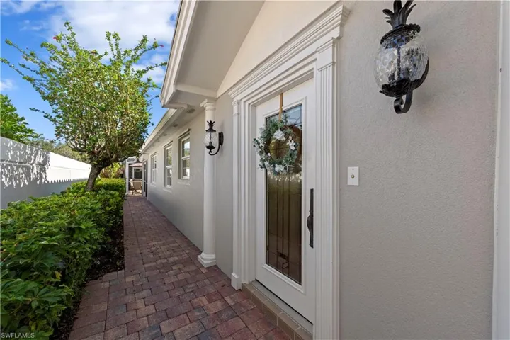 15500 Orlanda Dr, Bonita Springs, Florida 34135