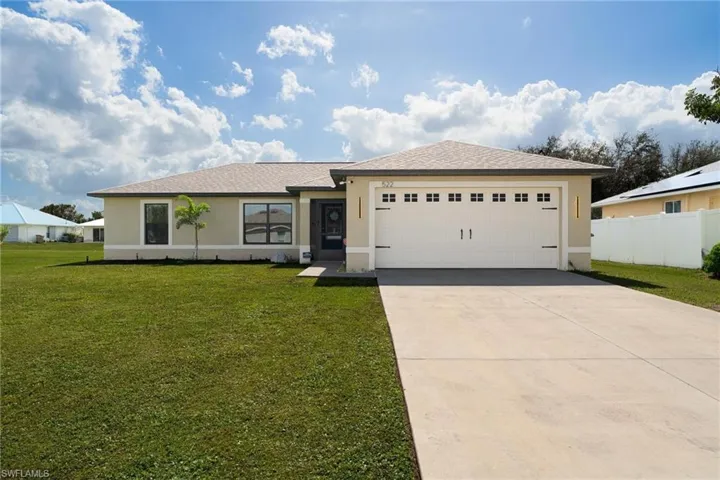 522 NE Van Loon  LN, Cape Coral, FL 33909