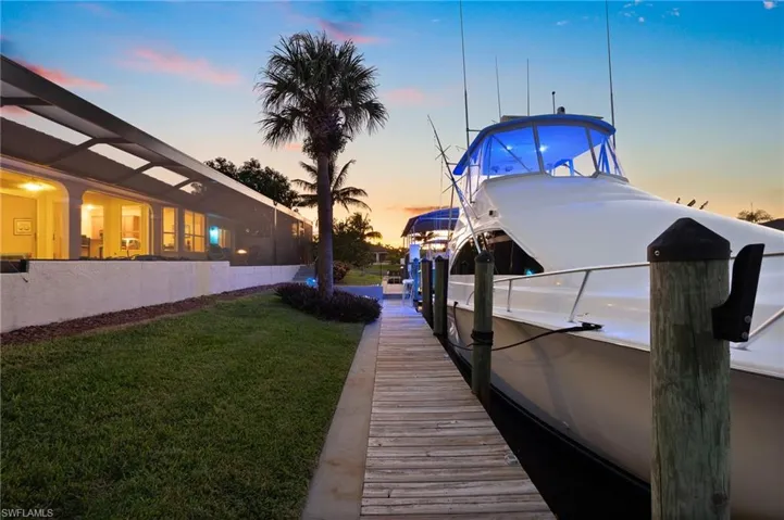 Dock featuring a yard