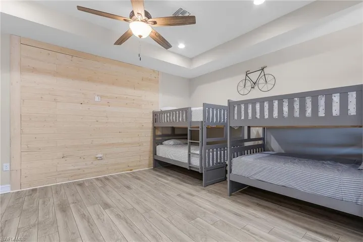 Upstairs Bonus roomwith bunks
