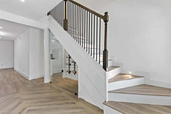 Staircase with parquet flooring