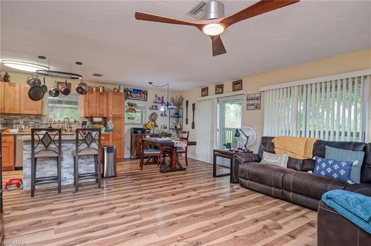 3480  36th SE AVE, Naples, FL 34117