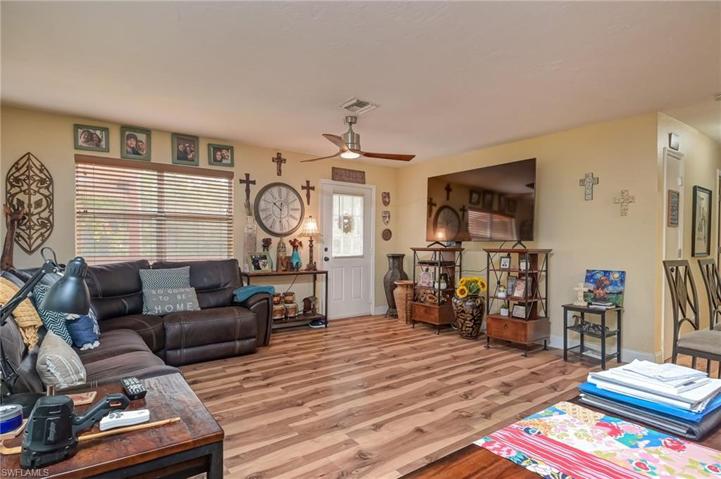 3480  36th SE AVE, Naples, FL 34117