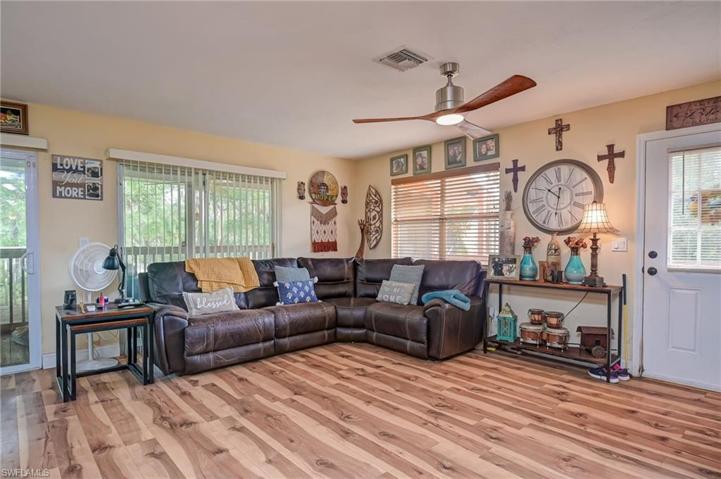 3480  36th SE AVE, Naples, FL 34117
