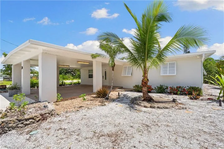 66 River Ct, Naples, Florida 34110
