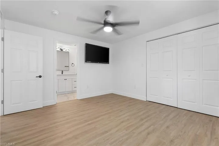 66 River Ct, Naples, Florida 34110