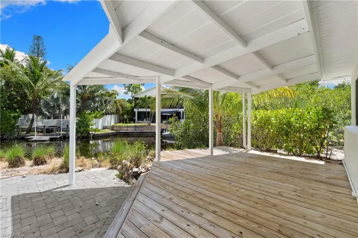66 River Ct, Naples, Florida 34110