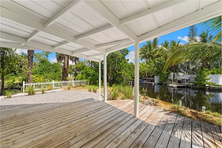 66 River Ct, Naples, Florida 34110