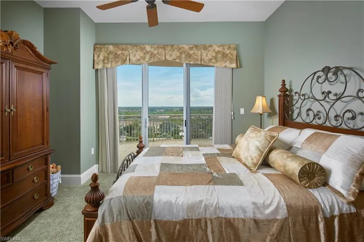 Yes, the guest bedrooms offer stunning views, too!