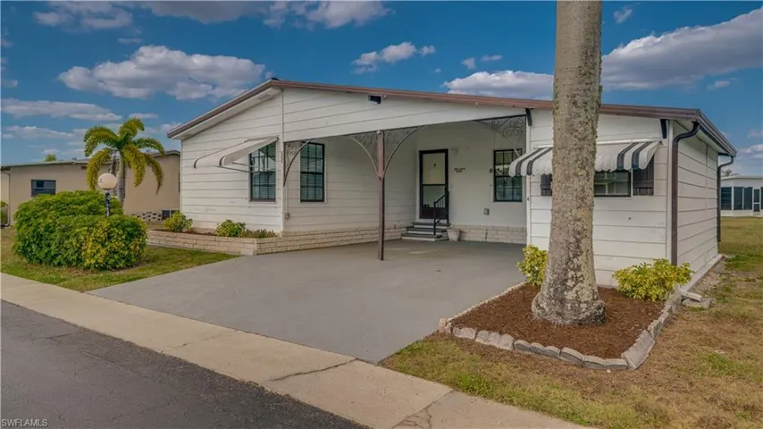 A Unique Floor Plan | Much Parking Space |Rear Patio - Priced To Sell