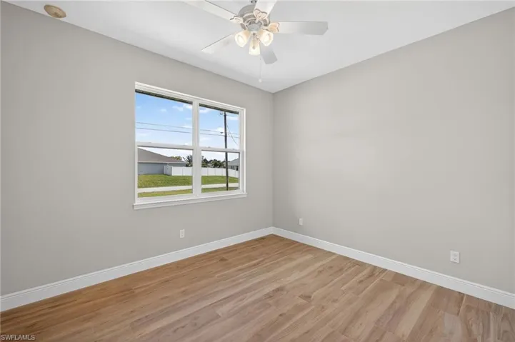 1912 Nw 24th Ter, Cape Coral, Florida 33993