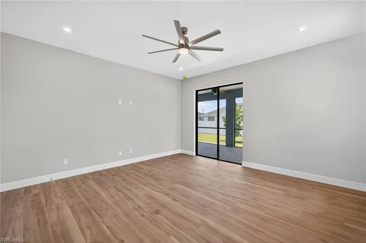1912 Nw 24th Ter, Cape Coral, Florida 33993