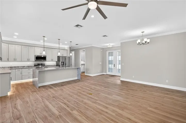 1912 Nw 24th Ter, Cape Coral, Florida 33993