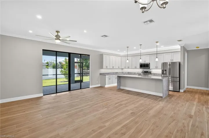 1912 Nw 24th Ter, Cape Coral, Florida 33993