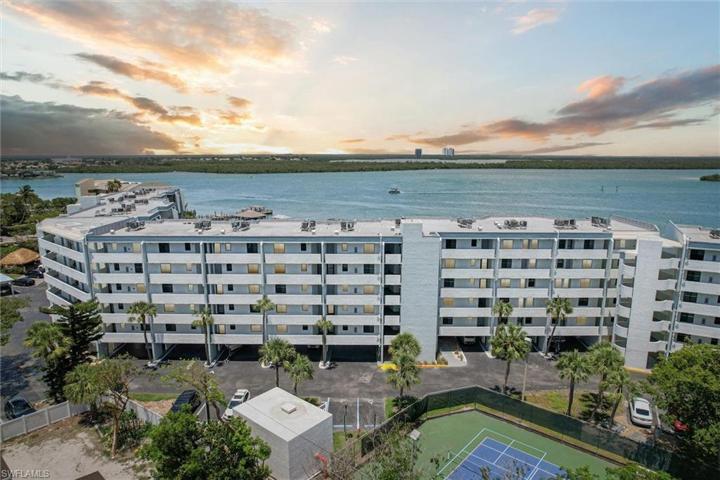 Welcome to the amazing views of that Riverside offers!