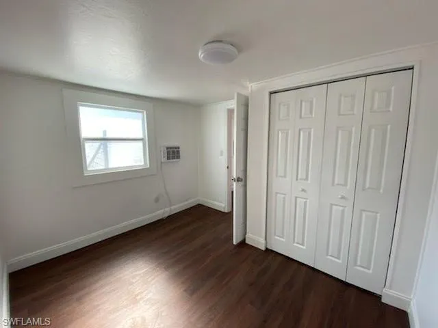 717 Burdick Ave, Fort Myers, Florida 33905
