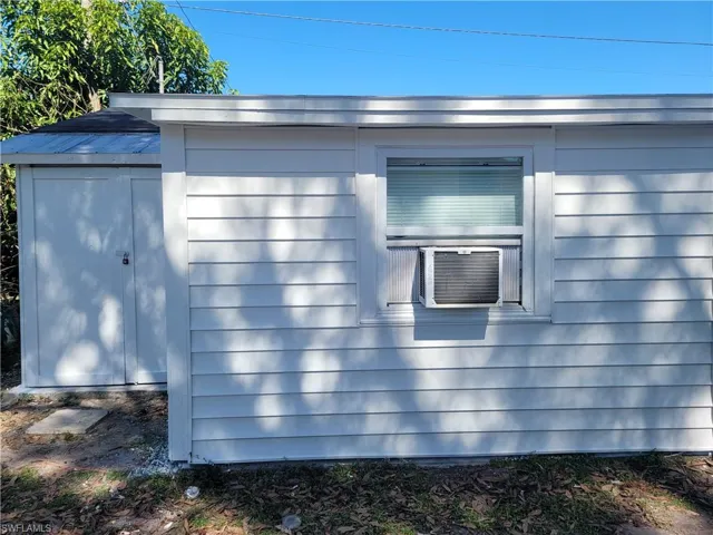 717 Burdick Ave, Fort Myers, Florida 33905