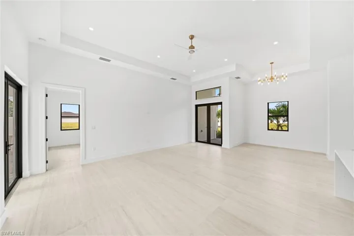 502 Ne 5th Pl, Cape Coral, Florida 33909