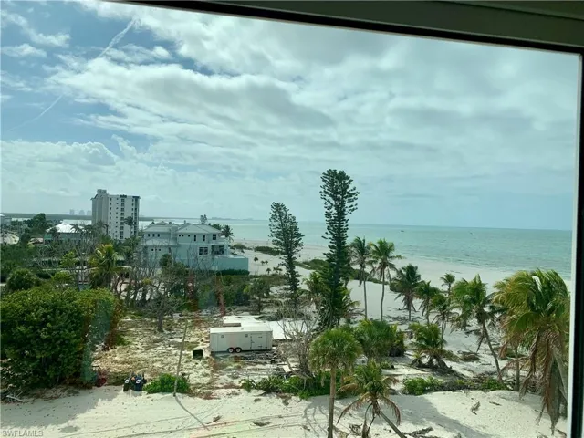 Water view out master bedroom side window
