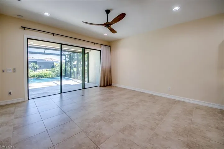 8260 Venetian Pointe Dr, Fort Myers, Florida 33908