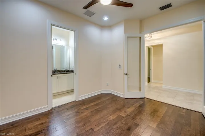 8260 Venetian Pointe Dr, Fort Myers, Florida 33908