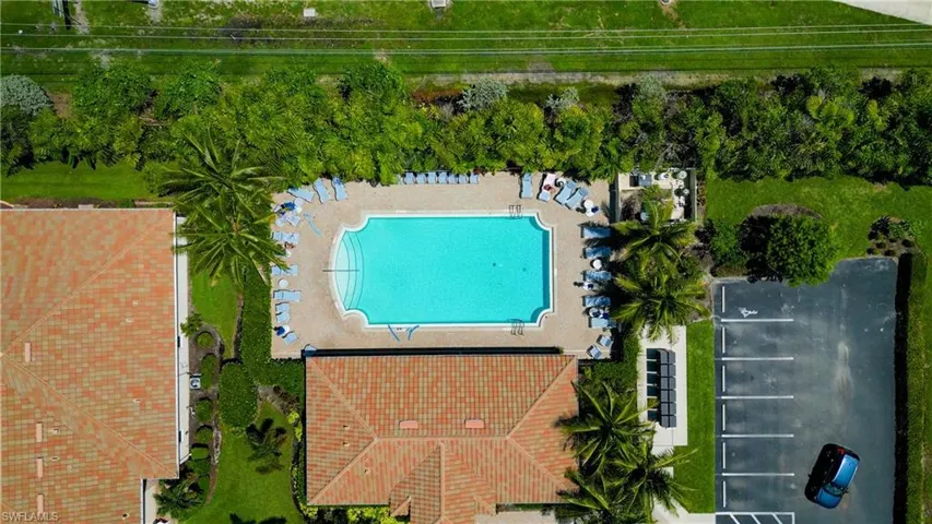 8260 Venetian Pointe Dr, Fort Myers, Florida 33908